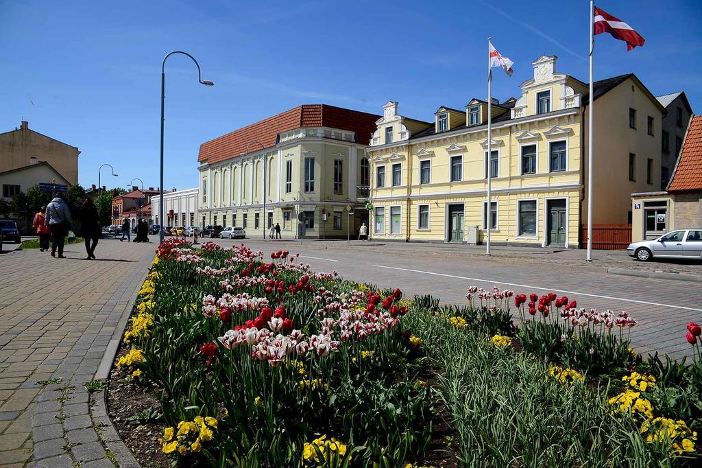 Brivdienu Maja Saulite Ventspils Eksteriør billede